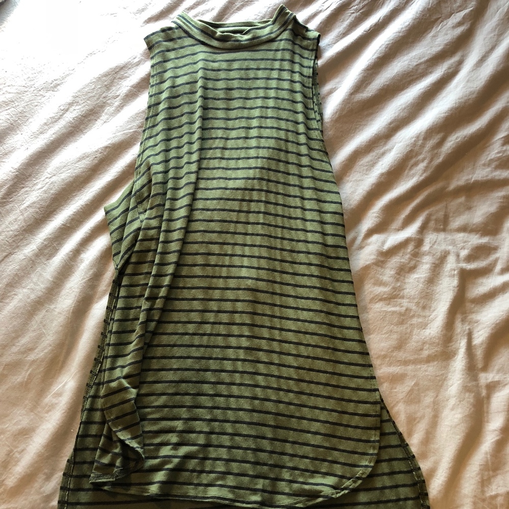 Solemio Green and Black High Low Halter Tank